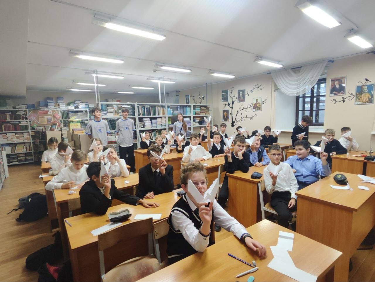 Волонтеры Института математики и механики имени Н.И.Лобачевского провели мастер-класс для учеников лицея Волонтеры Института математики и механики имени Н.И.Лобачевского провели мастер-класс для учеников лицея