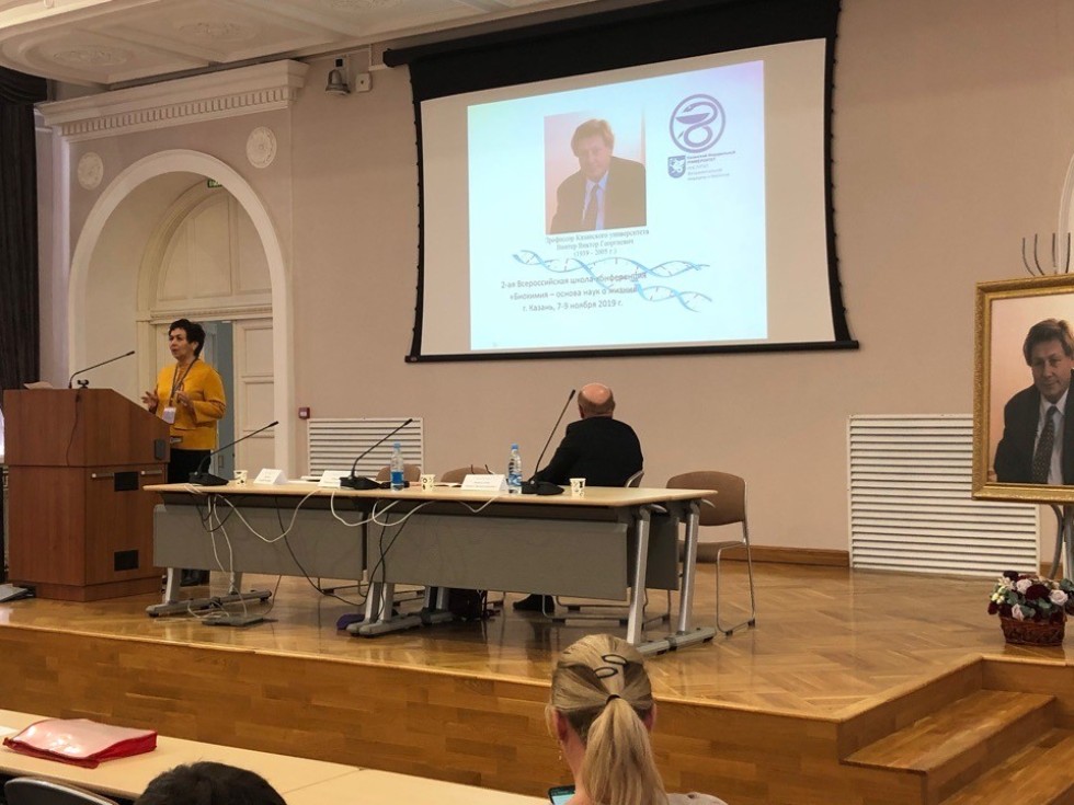 ���� � �����