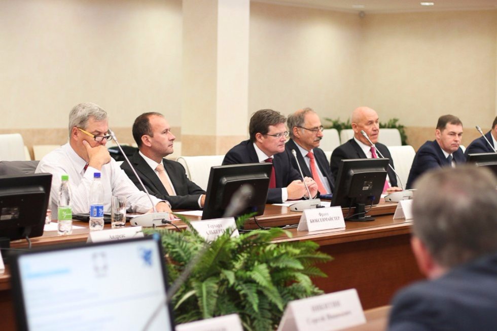 Kazan University Signed Trilateral Memorandum of Understanding with Rohde & Schwarz, Rostec Kazan University Signed Trilateral Memorandum of Understanding with Rohde & Schwarz, Rostec