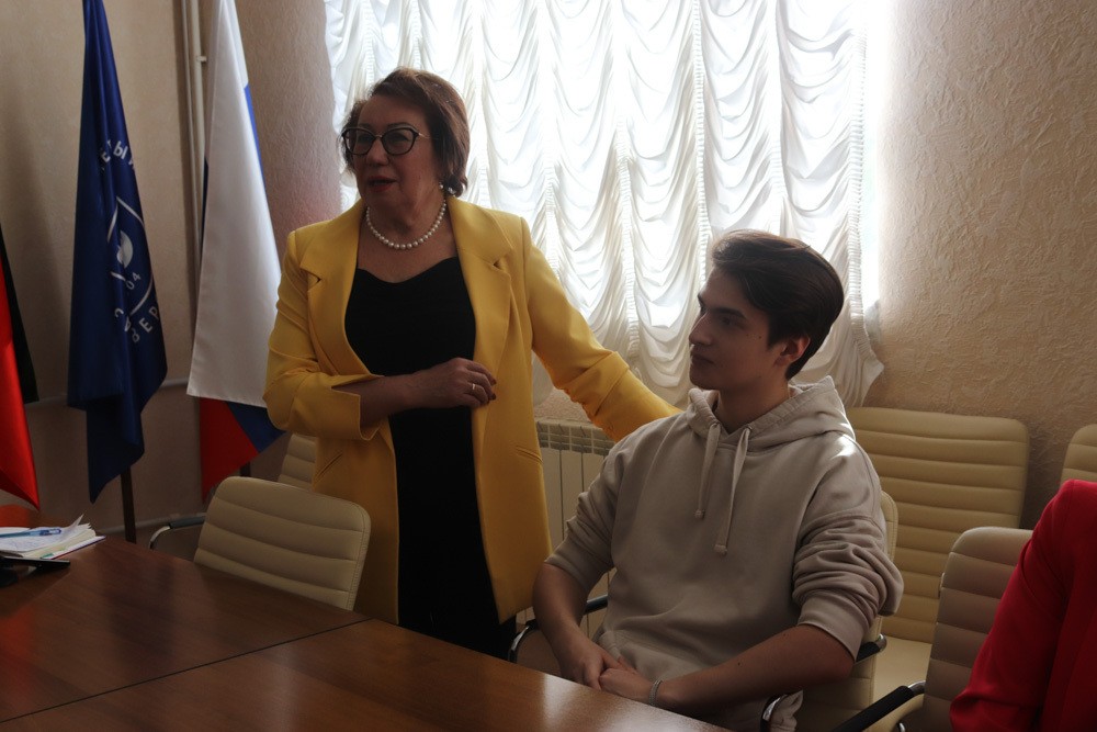 IX ������������ ������: ������� (����)