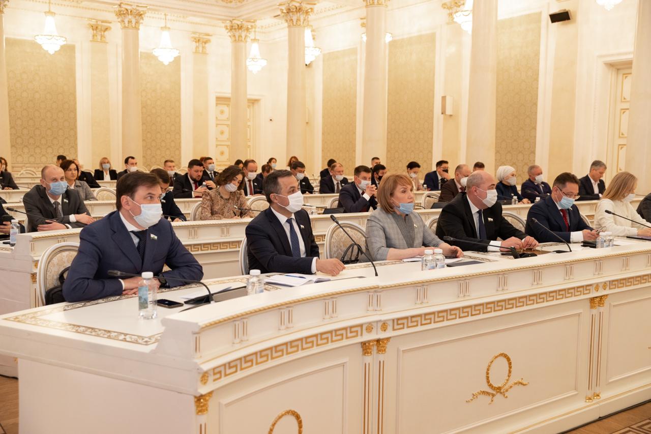 Лилия Бакулина: 'Для меня быть руководителем ? значит быть лидером, за которым готова идти команда' Лилия Бакулина: 'Для меня быть руководителем ? значит быть лидером, за которым готова идти команда'