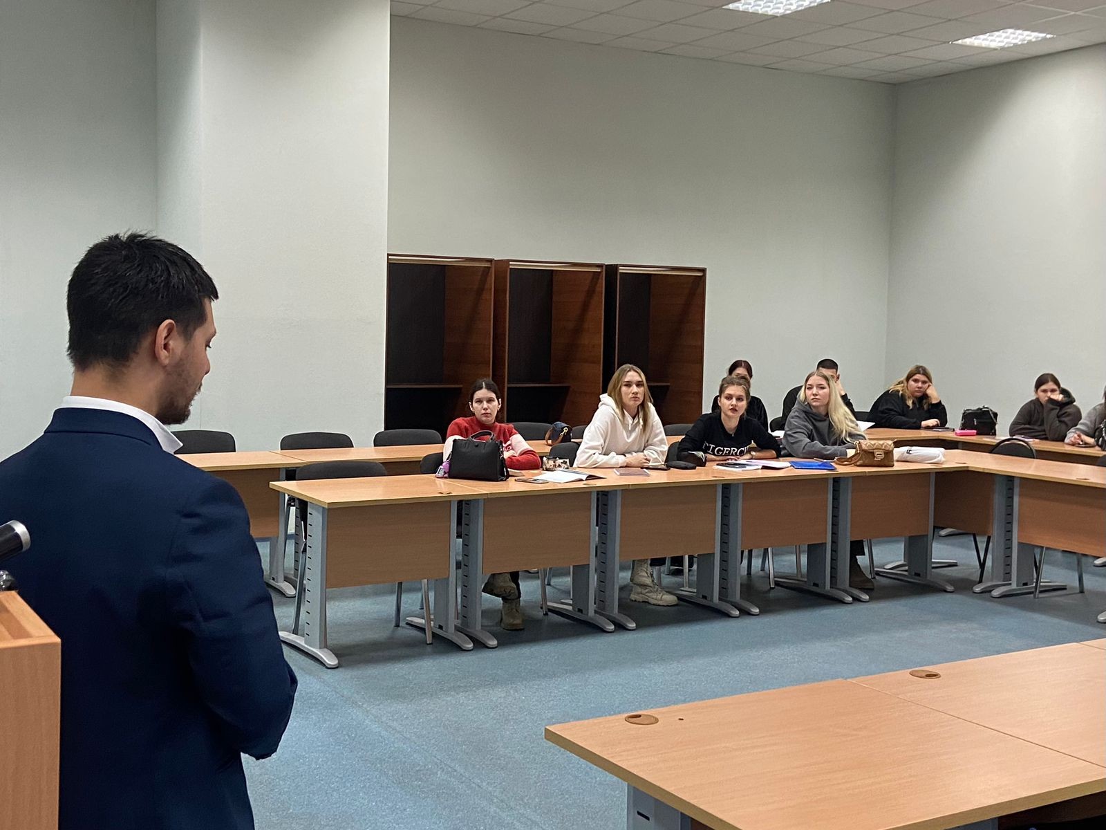 Встреча с представителями компании Встреча с представителями компании