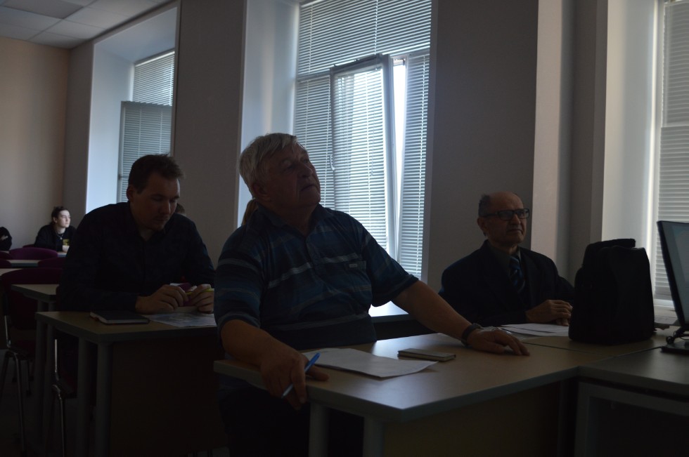 ����� ��������� ���� ������������� 