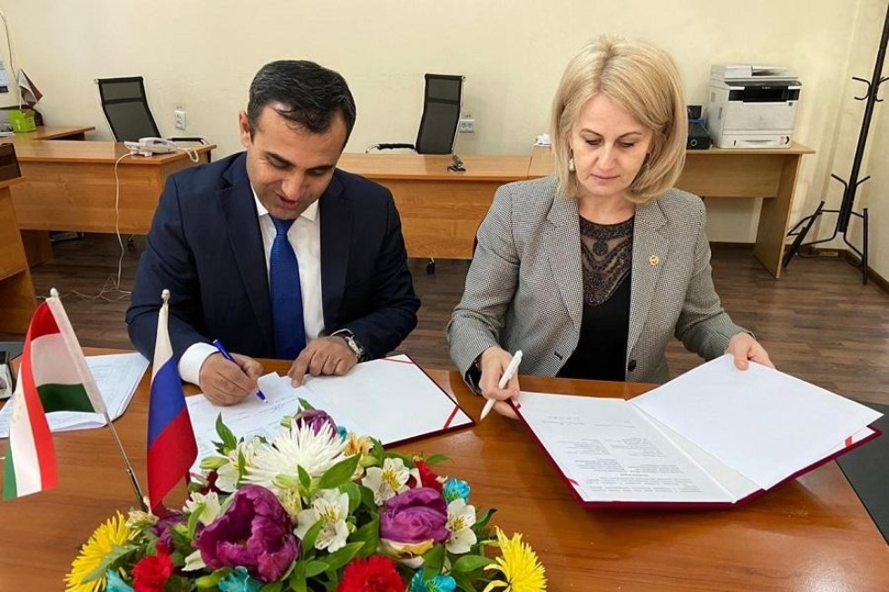 Representatives of the Elabuga Institute of KFU made a working trip to Tajikistan