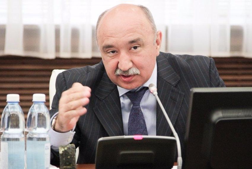 KFU presents its best practice to participating universities of 5-100 project