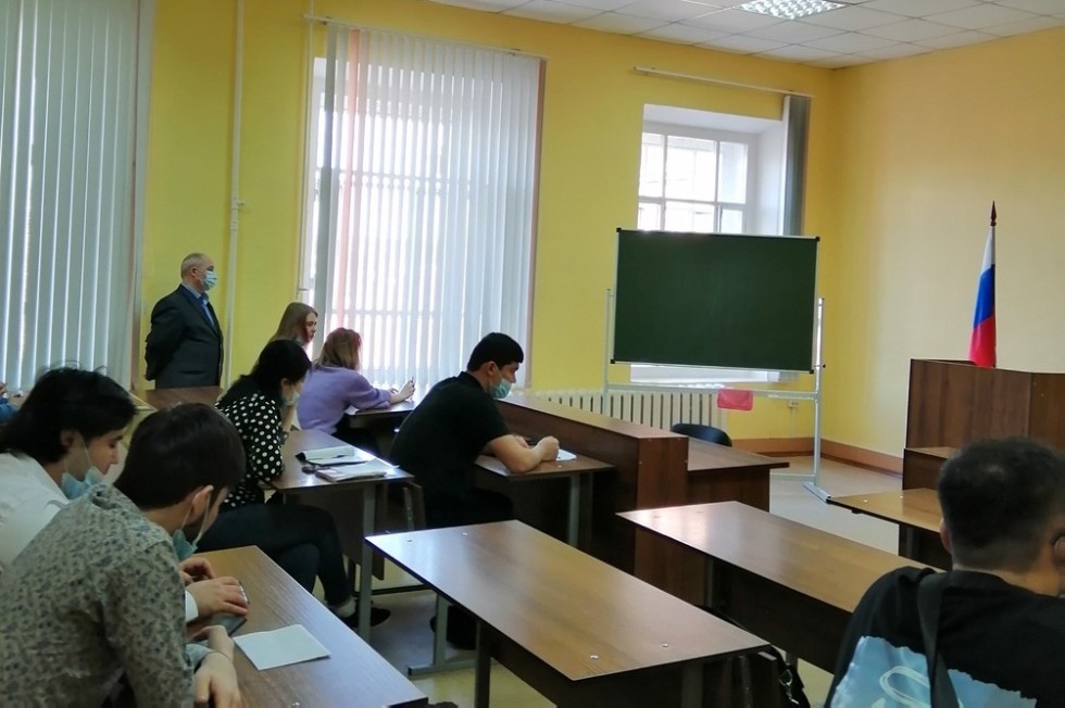 �������� ������-��������������� ����������� ��������� �� ��� ���� ��������� �� ��������� ������������� � ����������� ����