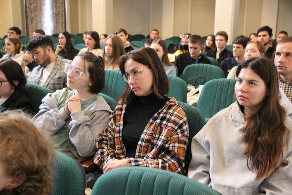 �������� ����������� ��������� ����� ������ ����������� � ���������������