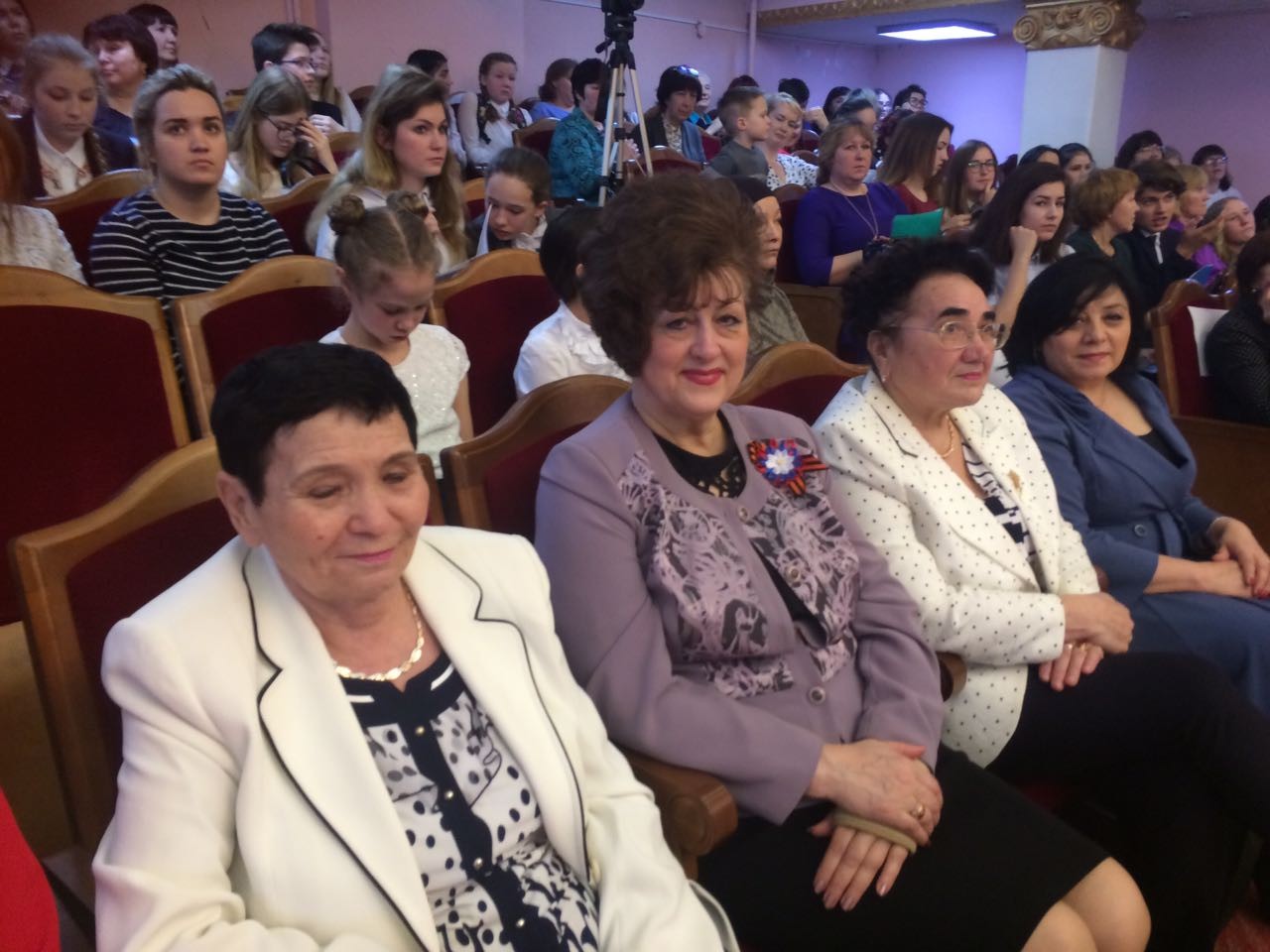 Году Льва Толстого посвящается Году Льва Толстого посвящается