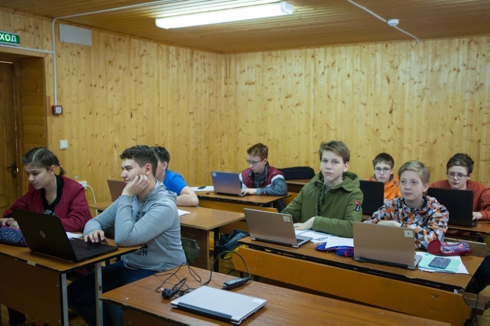 Лагерь 'Буревестник' посетила Татьяна Ларионова Лагерь 'Буревестник' посетила Татьяна Ларионова