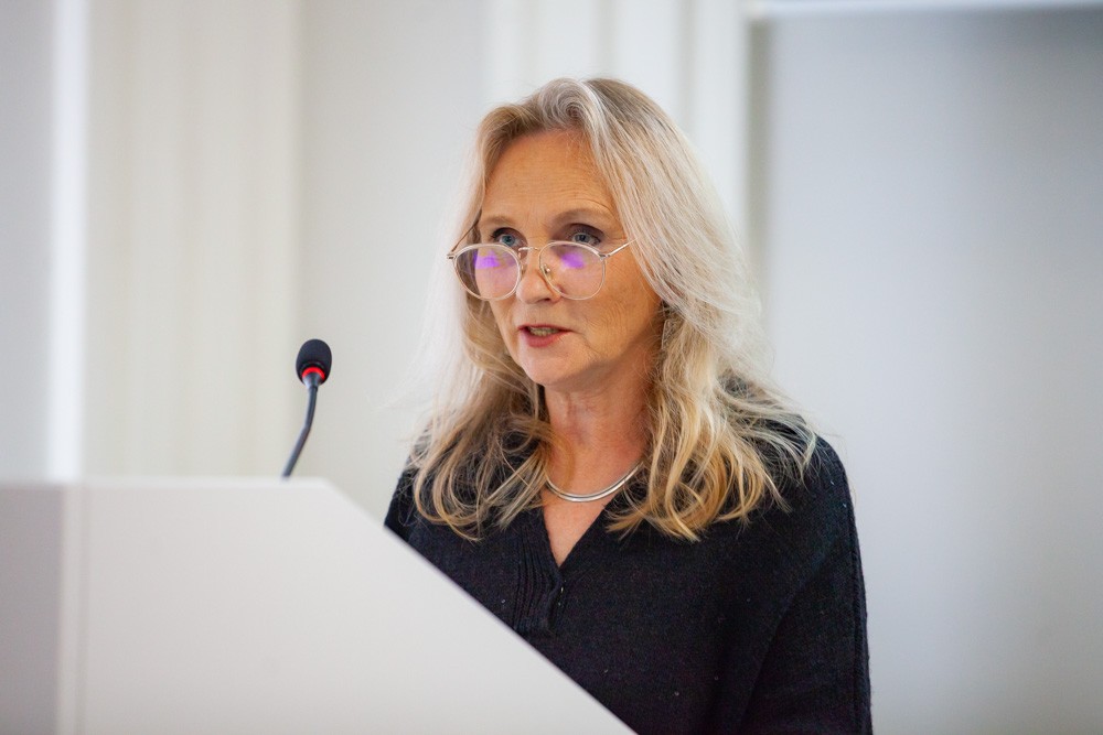 VII ������������� ������-������������ ����������� 