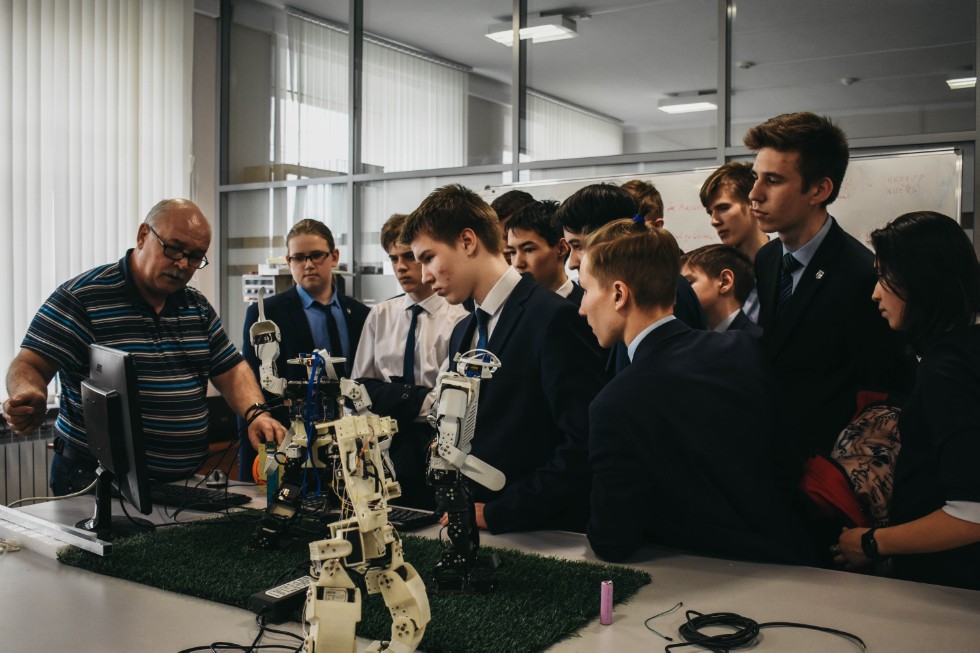 ����� ��������� ���� ������������� 