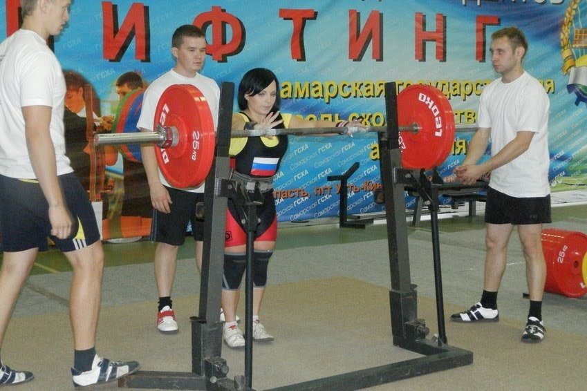 На счету спортсменок Елабужского института КФУ 10 завоеванных кубков На счету спортсменок Елабужского института КФУ 10 завоеванных кубков