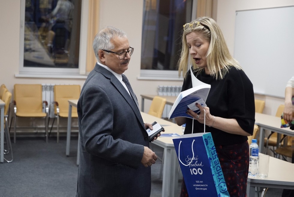 Visit by Ambassador of Finland Mikko Tapani Hautala