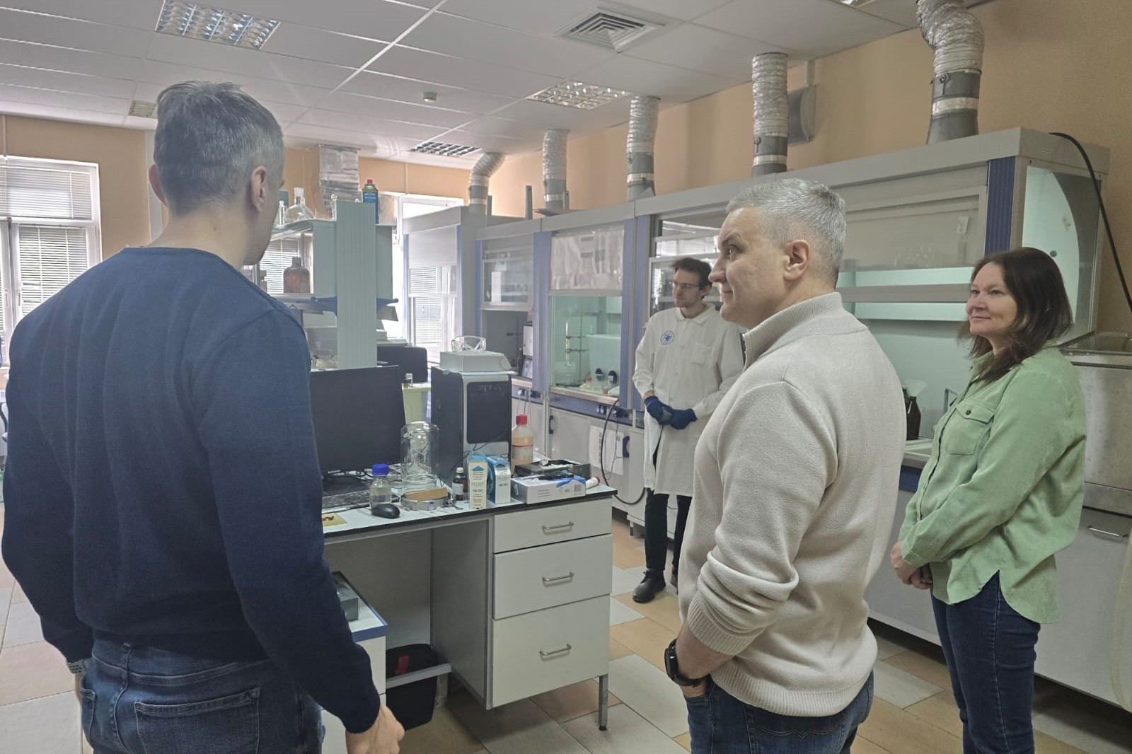 ������� � ��������������� ��� �����-���������