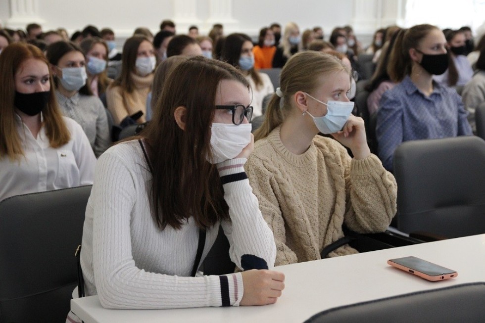 ������ ��������� ������� ��������� ����������� ��������� � ���������������