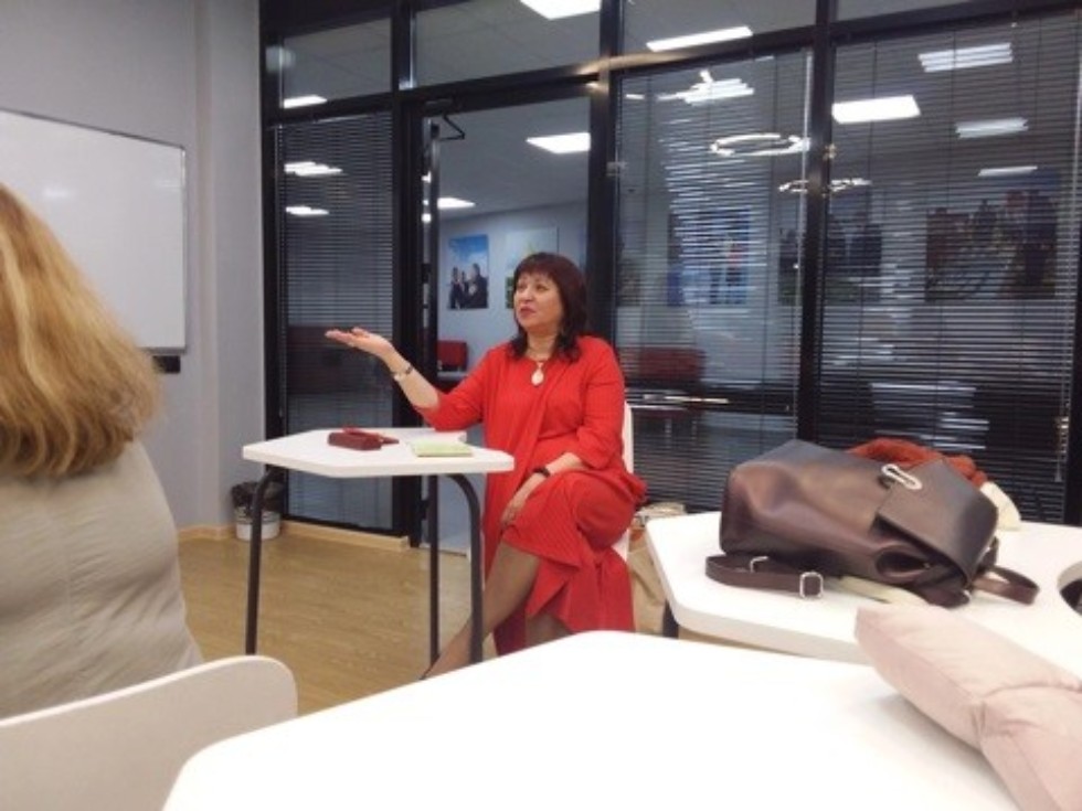 ������ ������� � ����������: ������������ ����������� � �������������