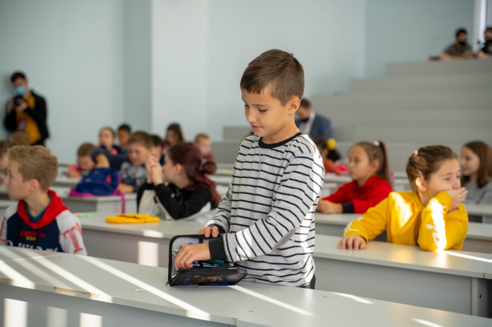 ������� '�������' � ��������� ������ ���