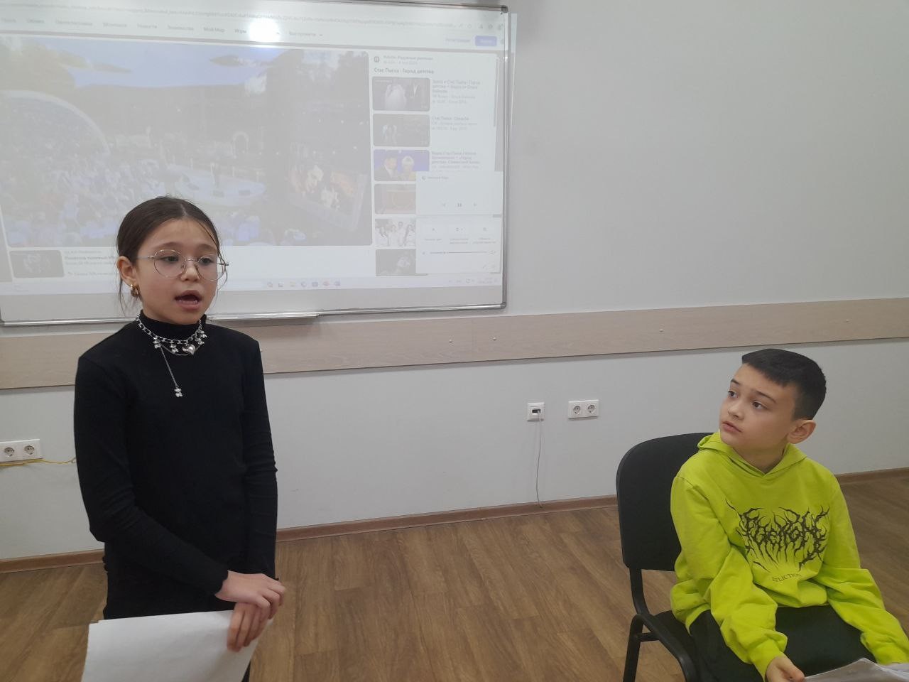 Юные актеры детского театра КФУ 'Радуга' репетируют спектакль 'Маленький принц' Юные актеры детского театра КФУ 'Радуга' репетируют спектакль 'Маленький принц'