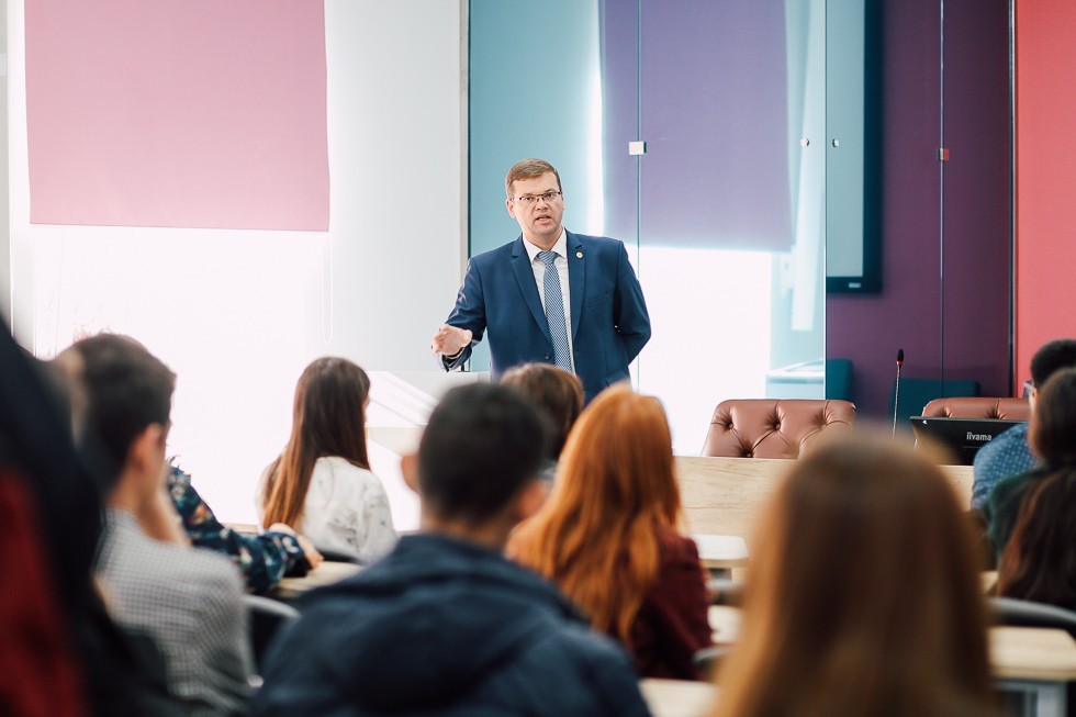 ���������� ������� �� ���������� ��������� ����� �������� ������ ����� ������������ ���� � ���������� ����������� ��������(������������)