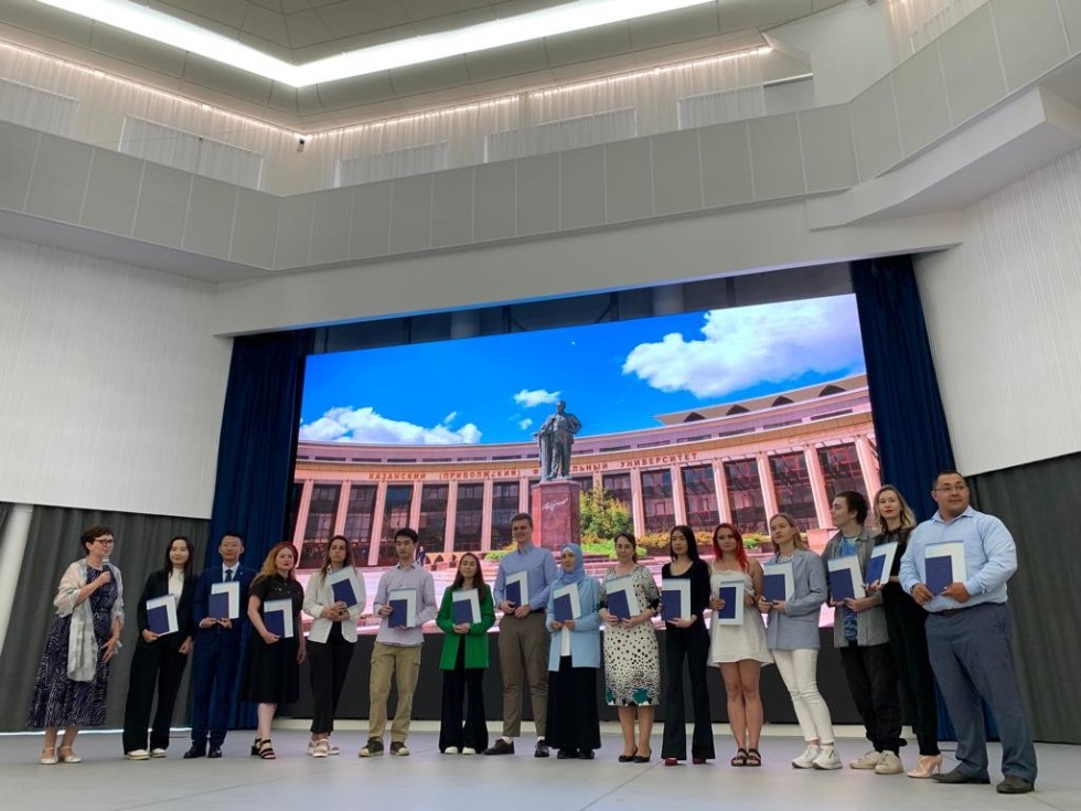 ���������� ������������ '������������ �������� ����� � ���������� � ������� � ������ �����'   �������� ������!