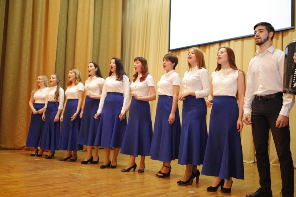 Фестиваль дружбы народов прошел в Елабужском институте КФУ Фестиваль дружбы народов прошел в Елабужском институте КФУ