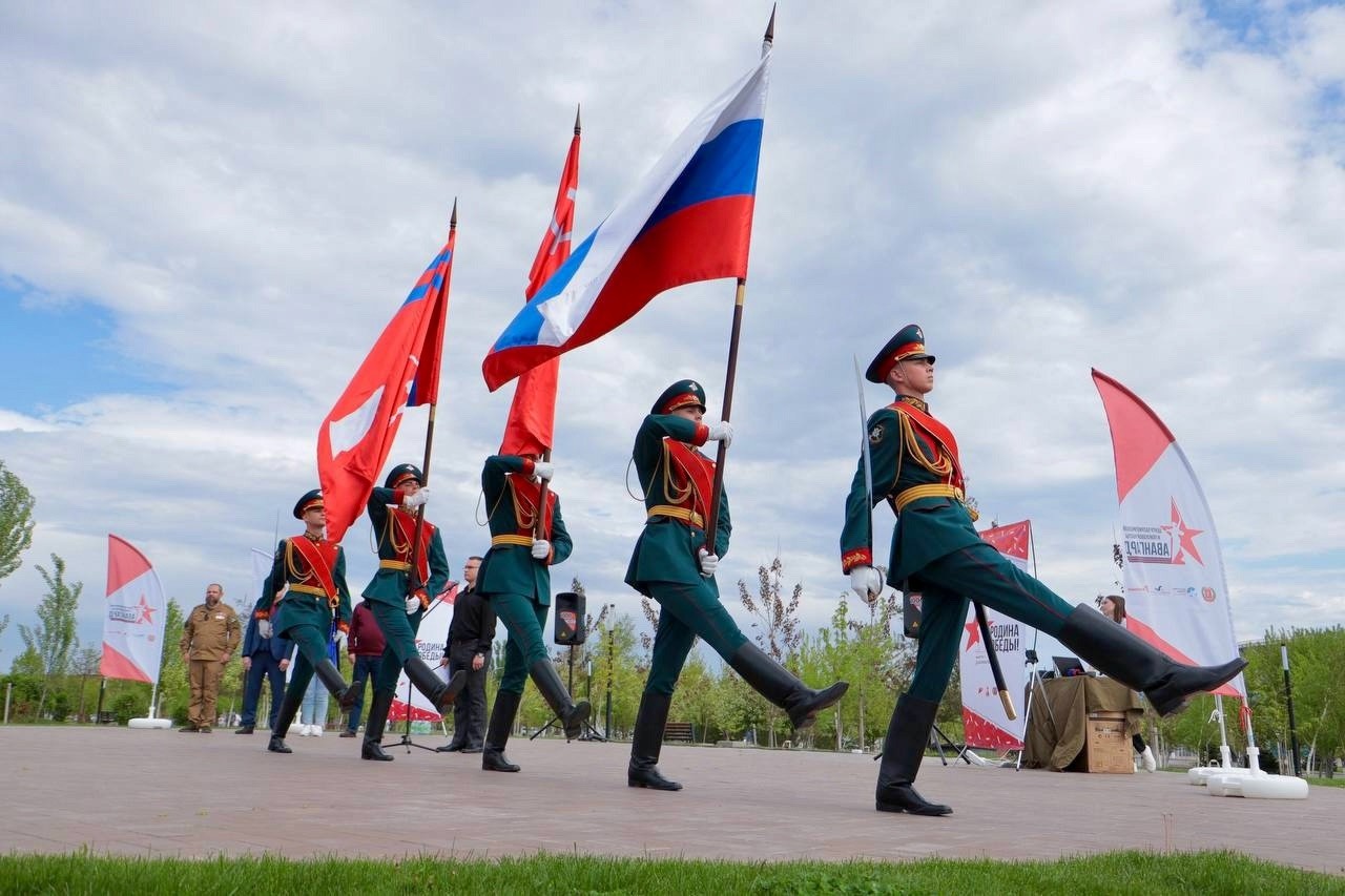 Преподаватели Института психологии и образования КФУ - участники Международного форума 'Родина Победы!' в Волгоградской области Преподаватели Института психологии и образования КФУ - участники Международного форума 'Родина Победы!' в Волгоградской области