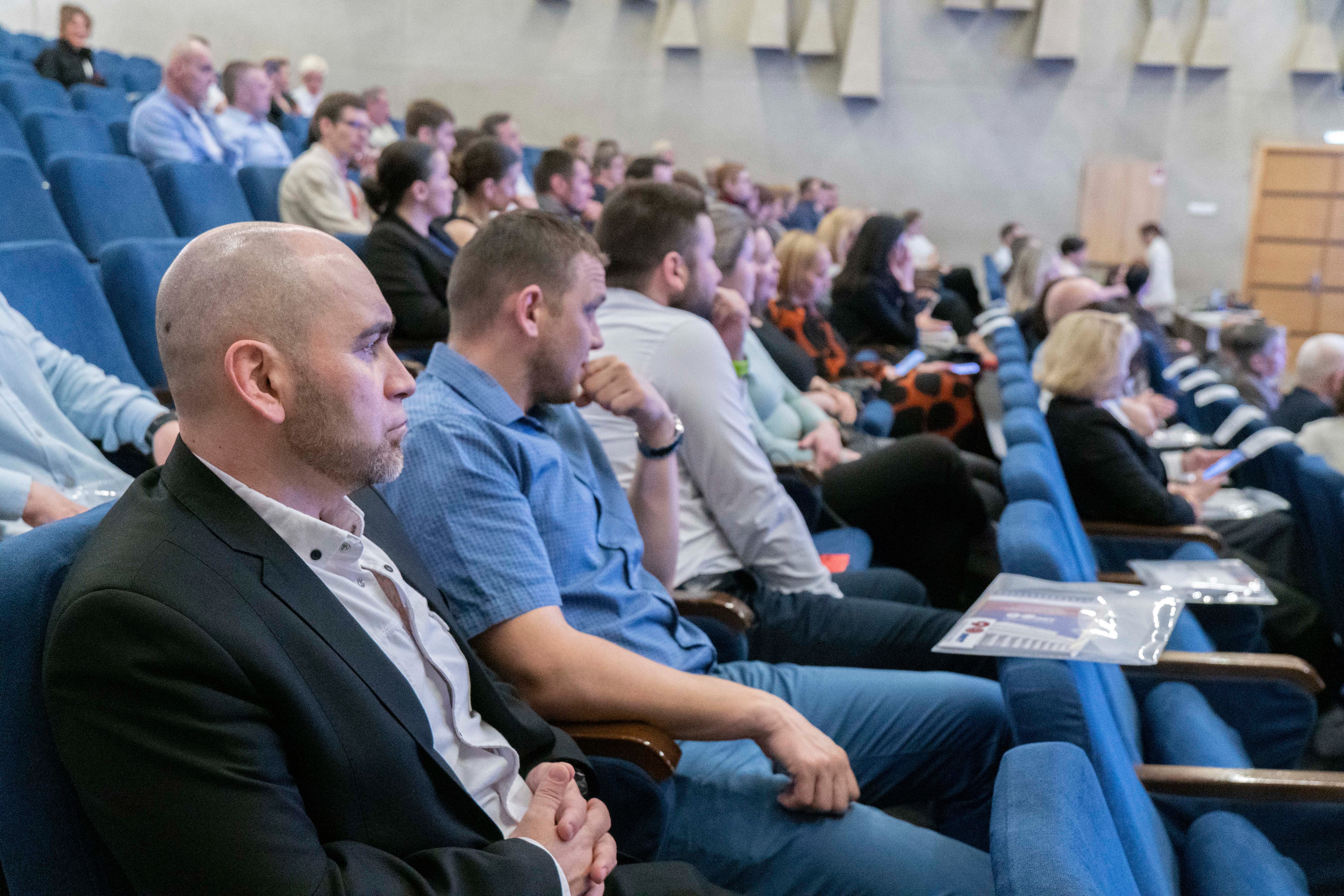 90 ��� ������� ����������� ���������� � ������ ���������� ������������: �����, ���������� � ������� �����������