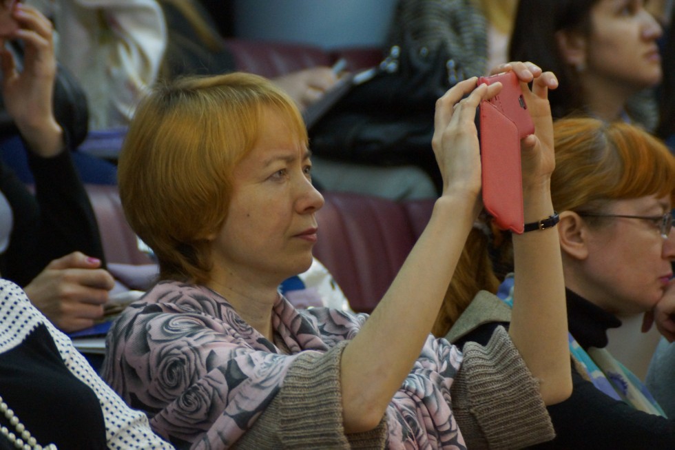 ������������� ������� ����������� '��������� � ������������ ����������� �����' (Reflections and Innovations in EFL: Teaching Methods and Assessments)