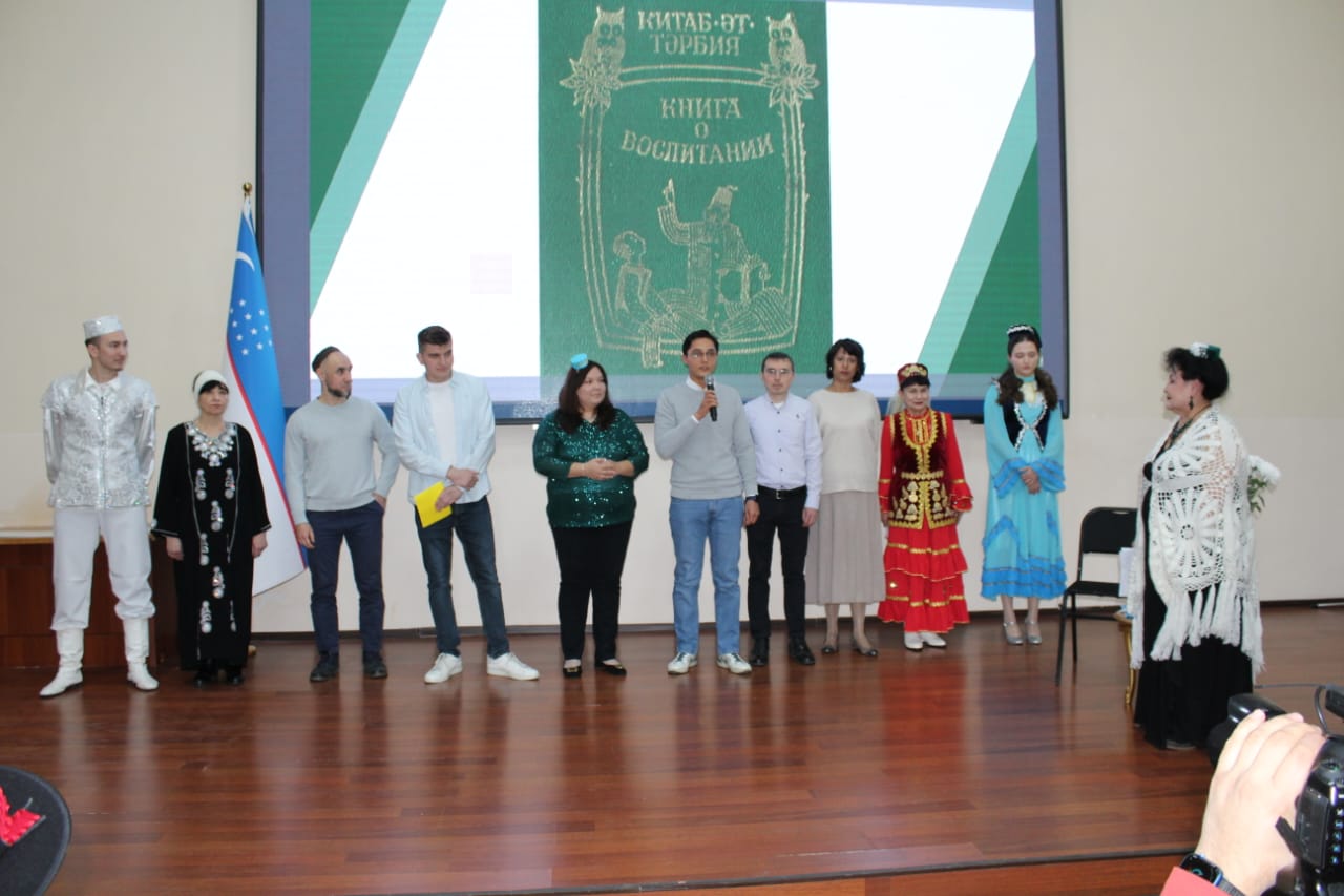 В Ташкенте прошел крупный литературно-музыкальный вечер В Ташкенте прошел крупный литературно-музыкальный вечер