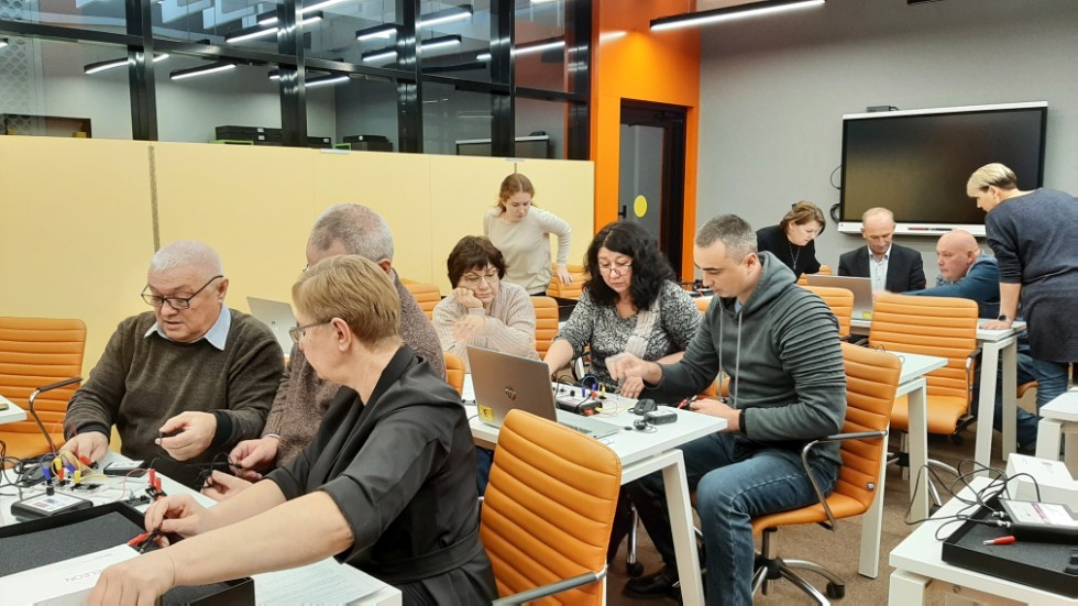 � ������ �������� ��������������� ���������� EduTech ��� ��������� �������� ������� ������ � ������ ����� ��������� ������������ 