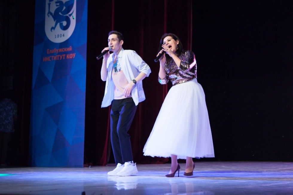 Невероятная 'MAMMA MIA!' отгремела на гала-концерте 'Студенческой весны 2021' Невероятная 'MAMMA MIA!' отгремела на гала-концерте 'Студенческой весны 2021'