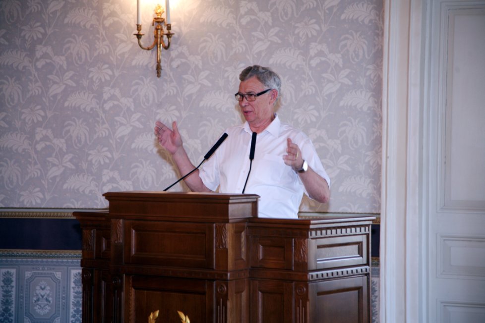 ��������� ������� �����������. ����� -1993 ���.