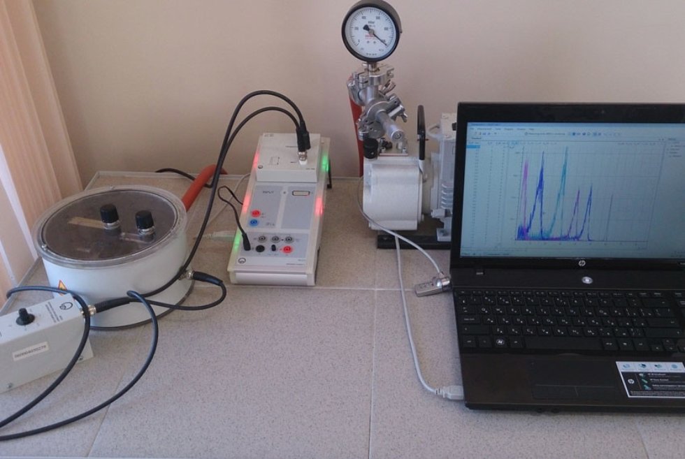 УЛ 'Ядерная физика' УЛ 'Ядерная физика'