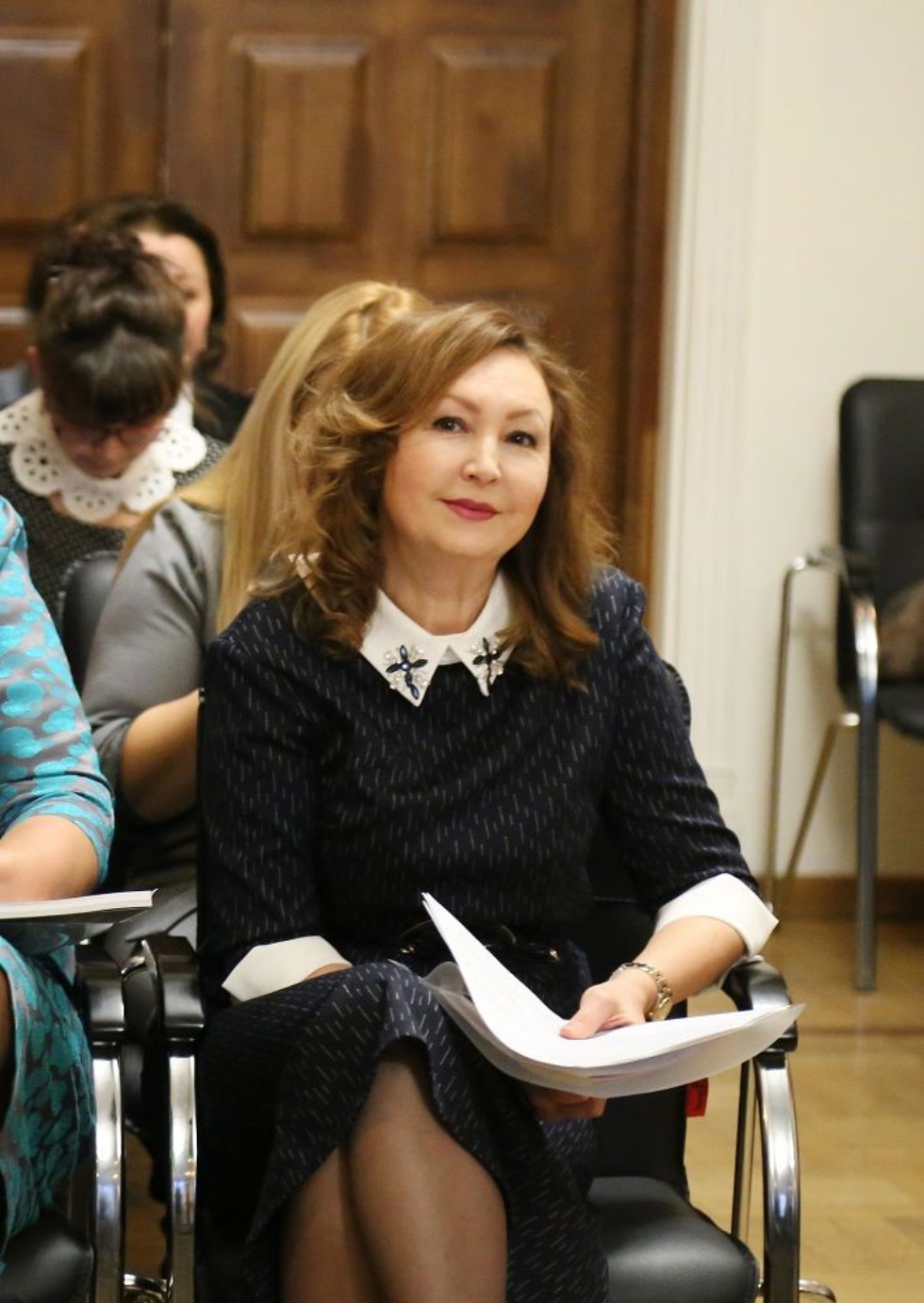 Система общественных ценностей глазами современной женщины: обсуждение и дебаты на круглом столе в Кремле. Система общественных ценностей глазами современной женщины: обсуждение и дебаты на круглом столе в Кремле.