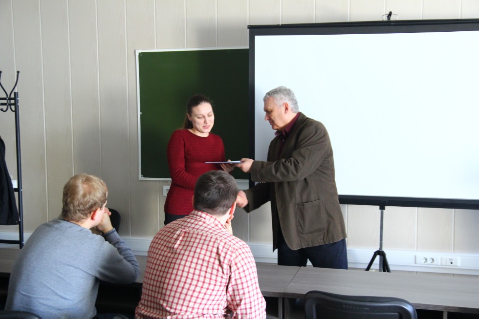 ����� ��������� ������������ 