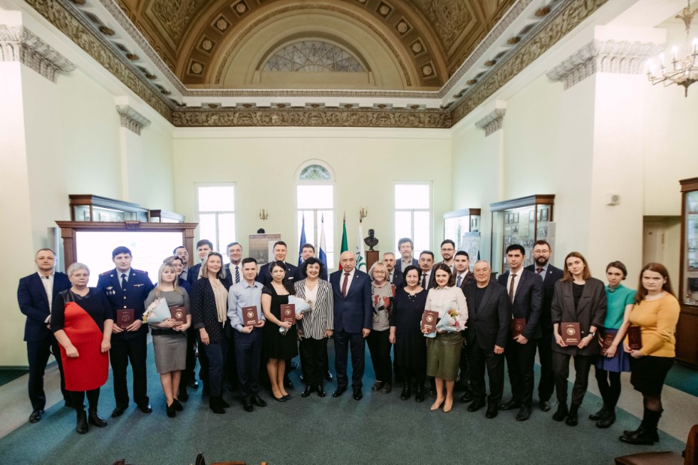 Candidate and doctor diplomas given away at Kazan Federal University