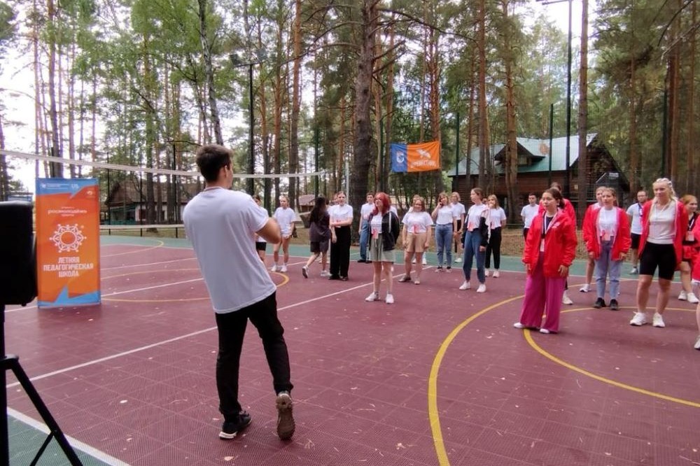 Всё только начинается Всё только начинается