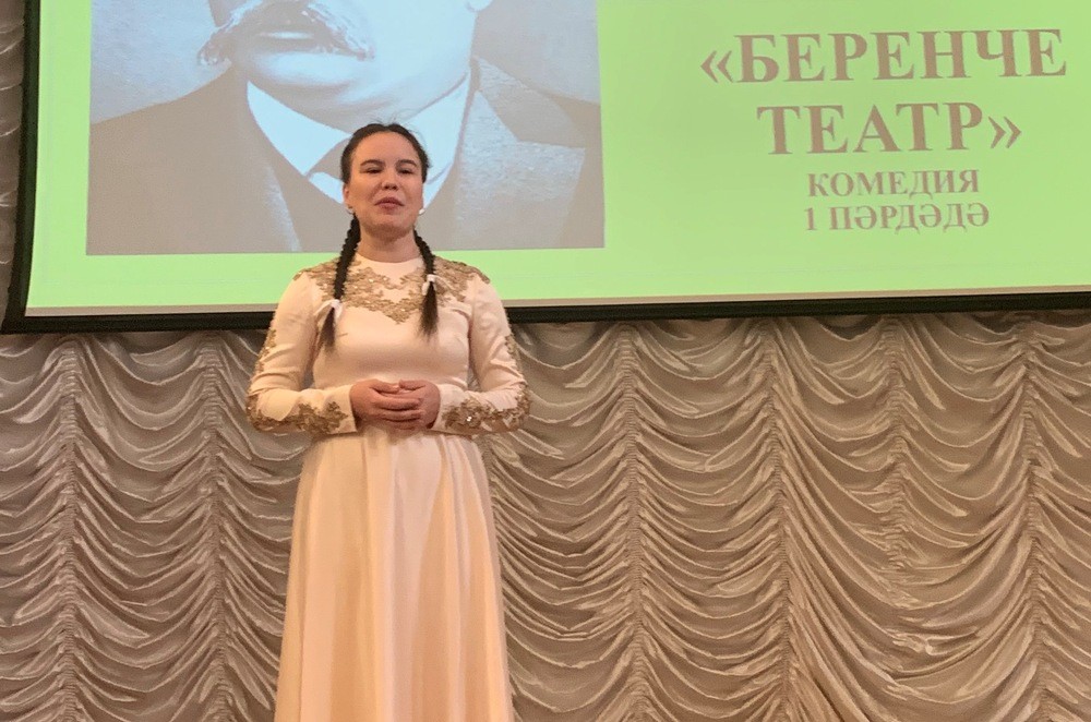 Студенты Елабужского института КФУ сыграли спектакль 'Беренче театр' Студенты Елабужского института КФУ сыграли спектакль 'Беренче театр'