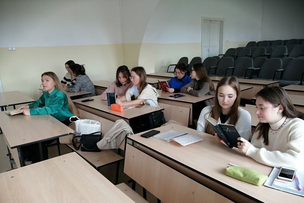 'Он через сердце видел мир' 'Он через сердце видел мир'