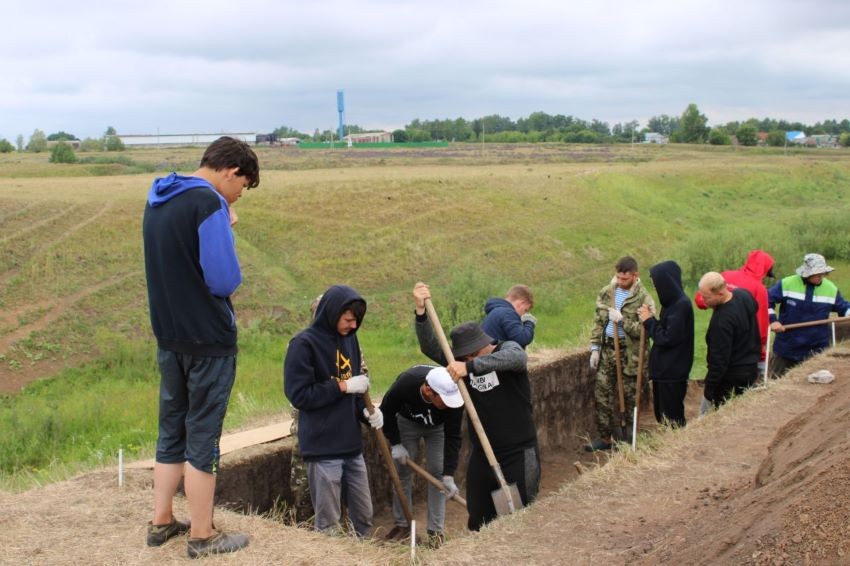 ����� ������������ ������������� �������� ������ 'ArteFact'