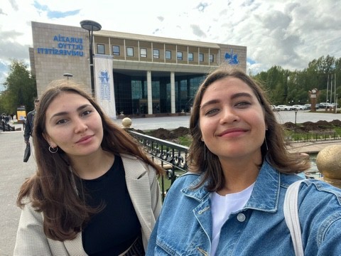 Студенты Елабужского института проходят стажировку в Казахстане Студенты Елабужского института проходят стажировку в Казахстане