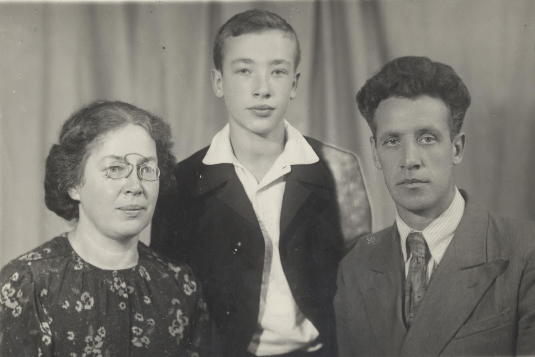 � 90 ����� ����� ��������� ����������