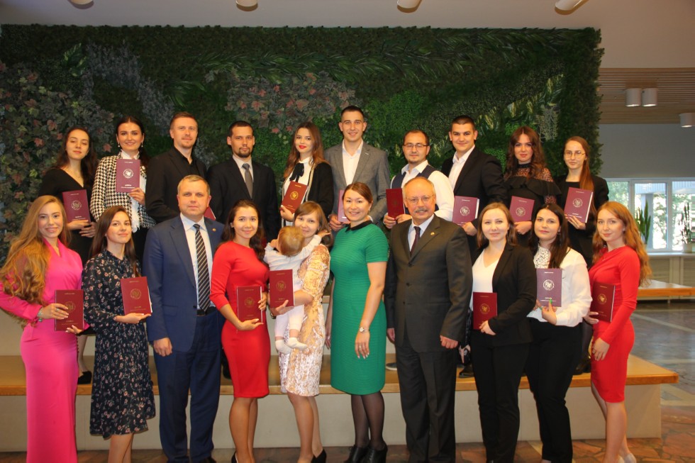 �������� �������� � ���������������� �������������� ����