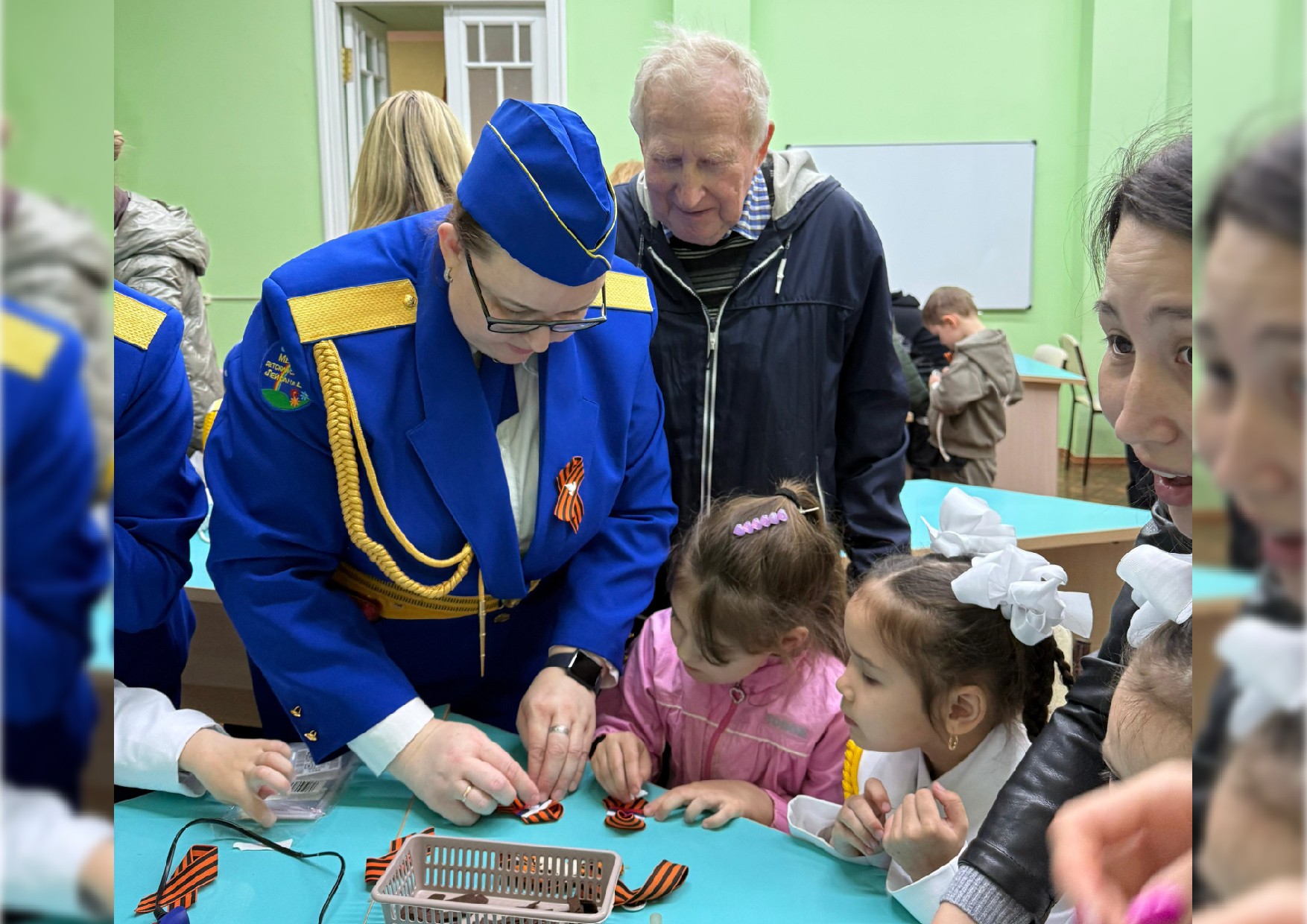 Состоялся мастер-класс 'Делаем георгиевские ленты' Состоялся мастер-класс 'Делаем георгиевские ленты'