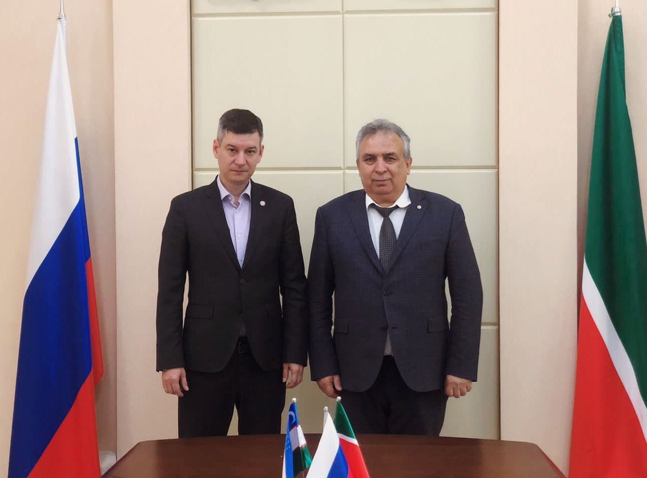 Делегация КФУ находится с визитом в Узбекистане Делегация КФУ находится с визитом в Узбекистане