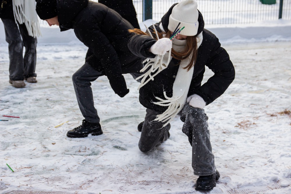 В Елабужском институте год проводили 'Зимними забавами' В Елабужском институте год проводили 'Зимними забавами'