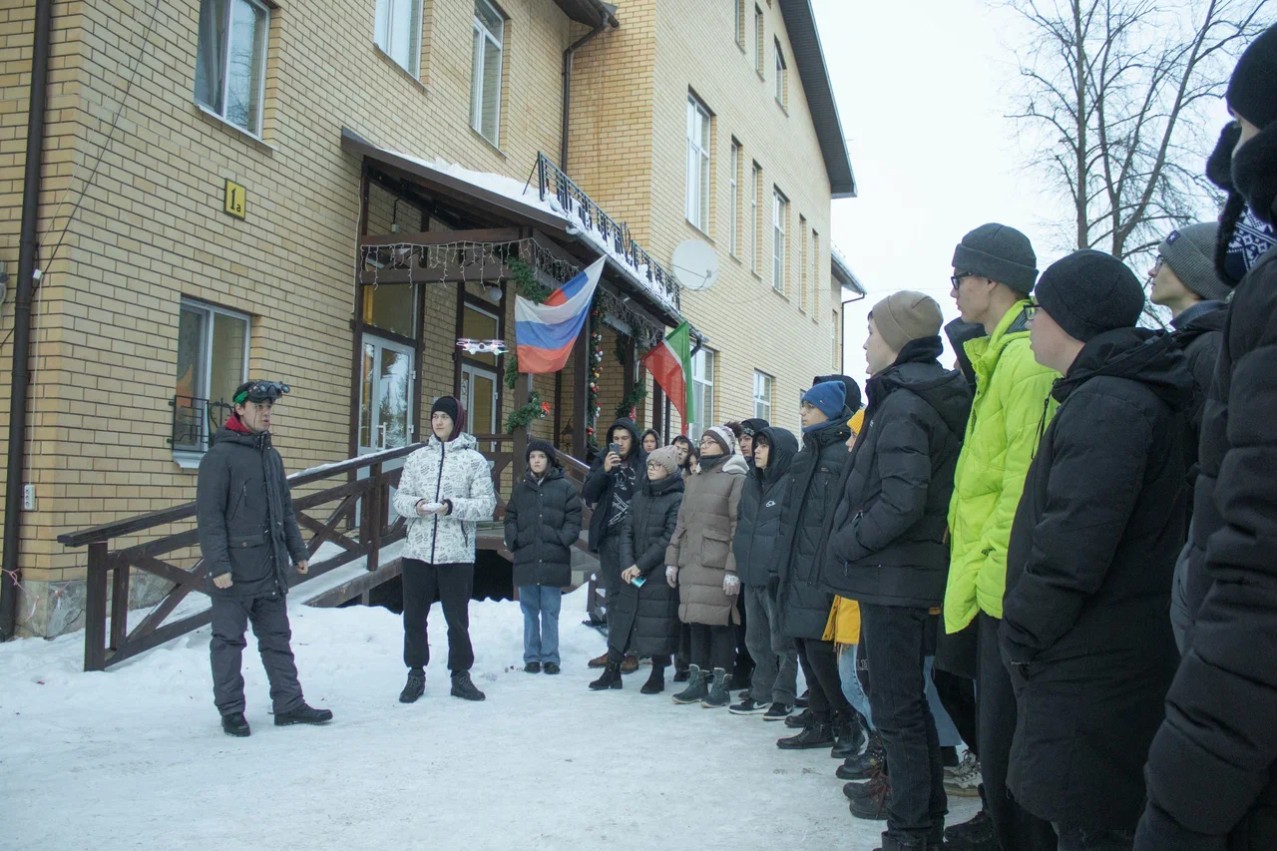 Профильная физическая смена 'Путешествие в мир будущего' Профильная физическая смена 'Путешествие в мир будущего'