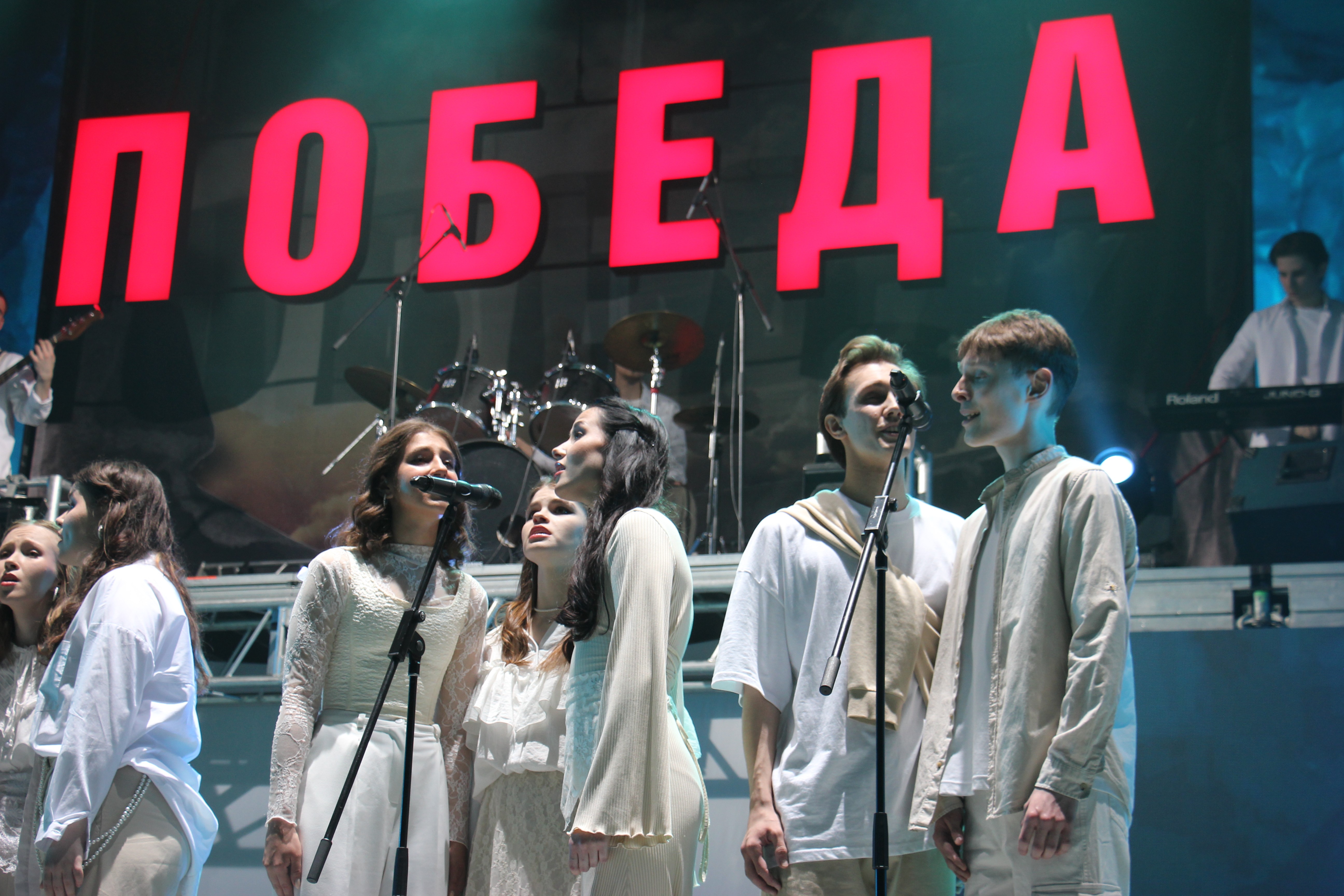 ������� �� ������ ��������� '������������ ����� 2025' � ����!