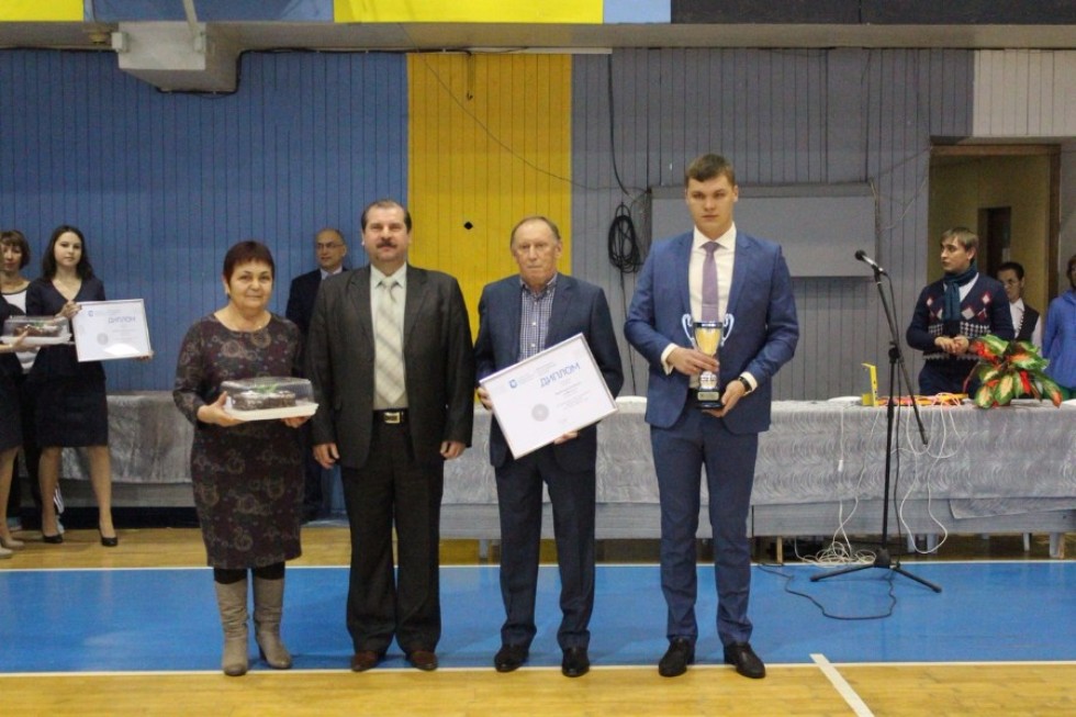 C��������� ����� ���������� : �������, ���������, �����������, ��������. 