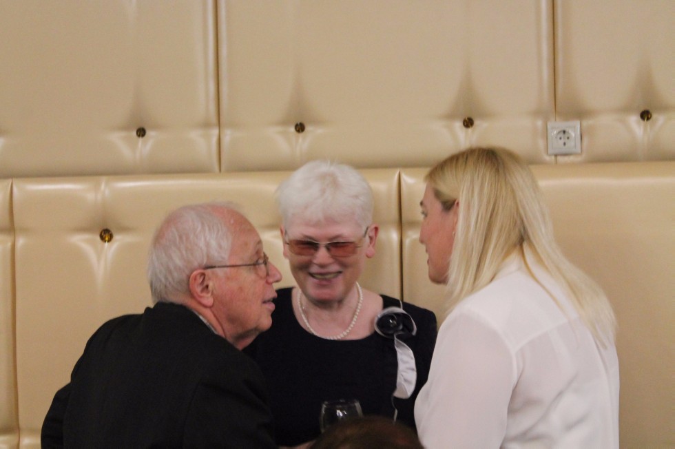 ���� ������